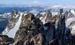 Featured image of post Colchuck-Dragontail-Little Annapurna Link-up